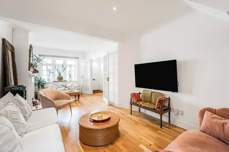 House Donne Place in Greater London