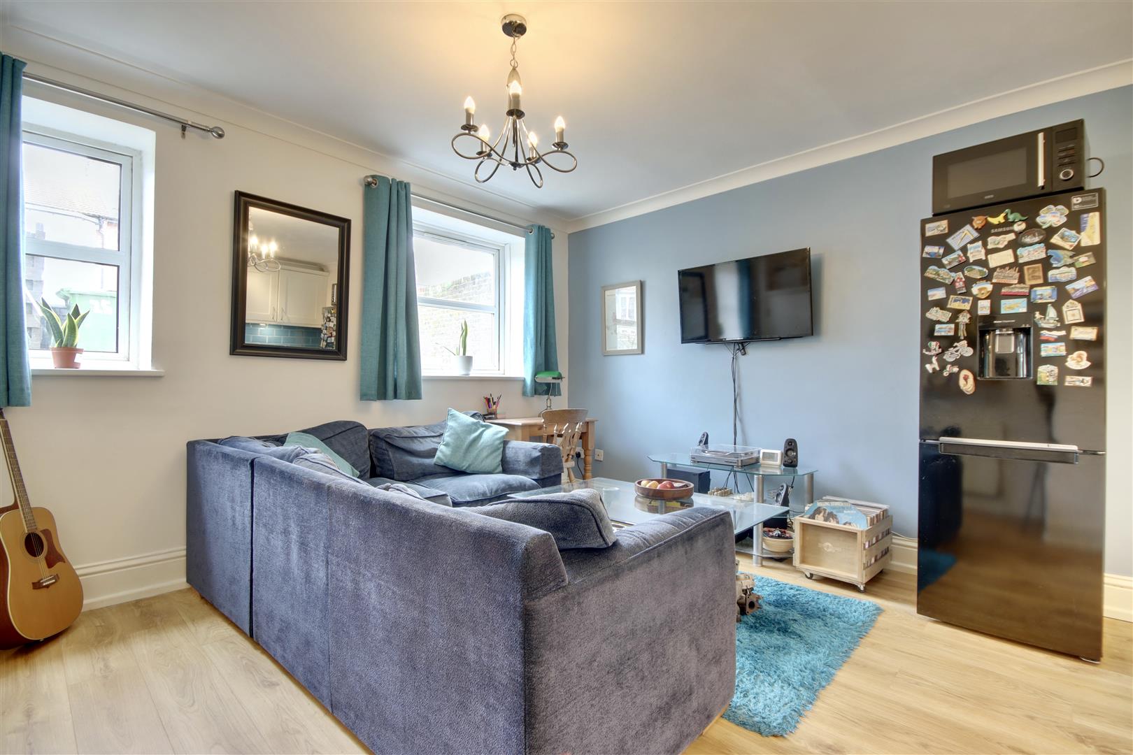 Flat South Parade in Portsmouth