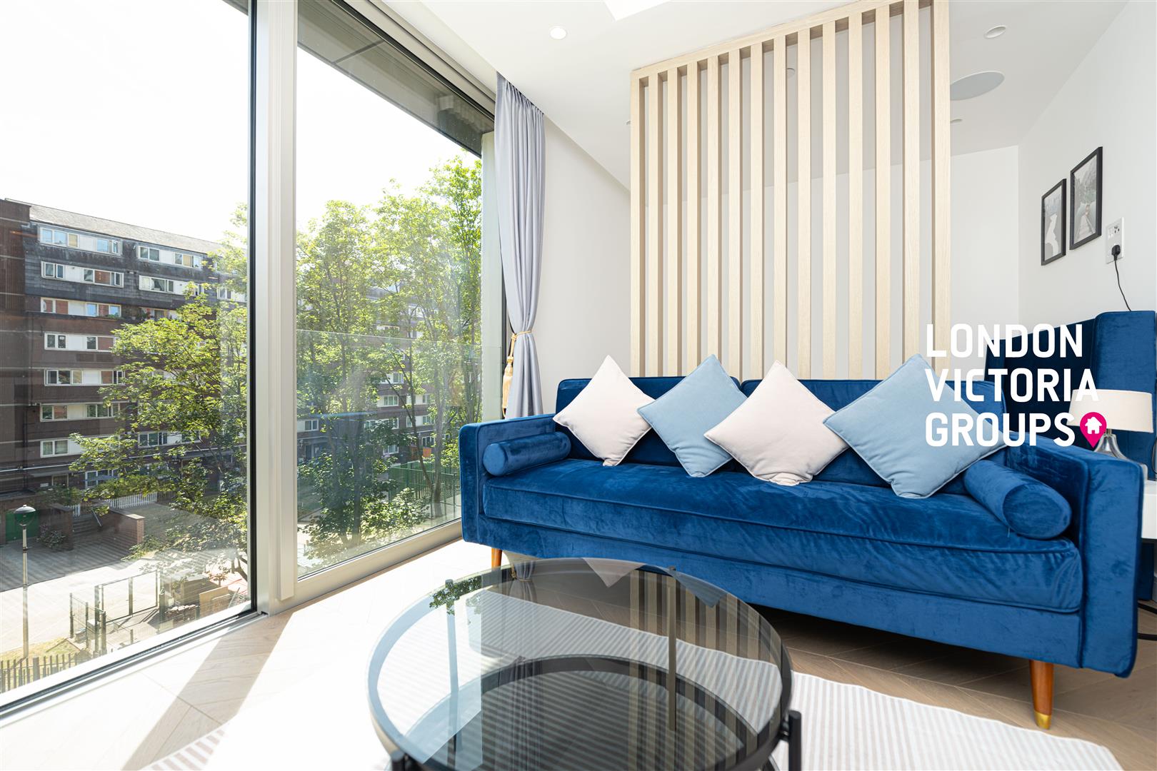 Flat St Clare Street in City of London