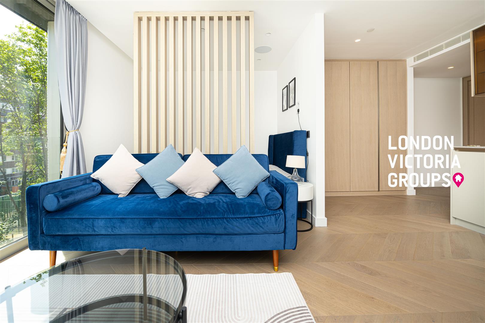 Flat St Clare Street in City of London