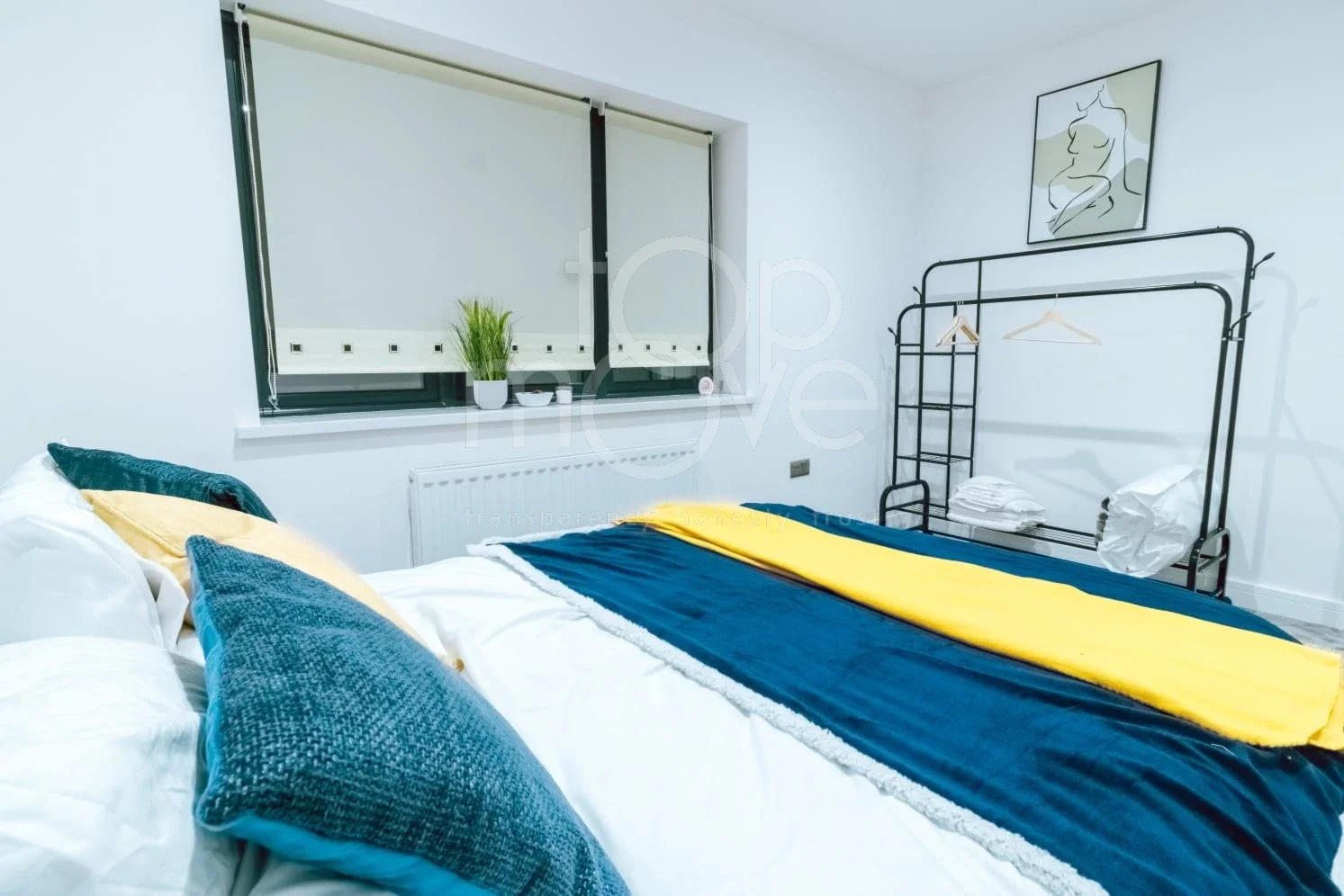 Flat Banstead Road in Greater London