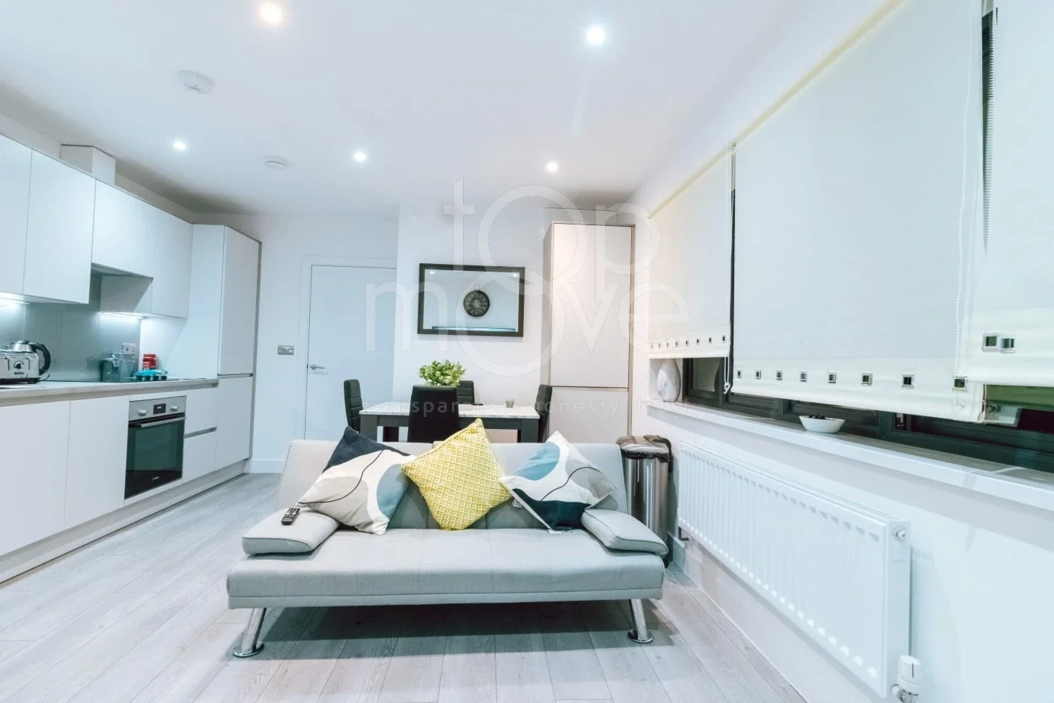 Flat Banstead Road in Greater London