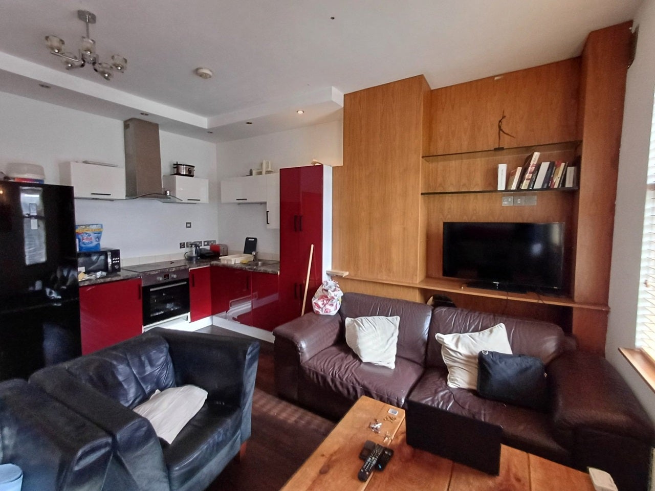 Flat Wyatt Road in Greater London