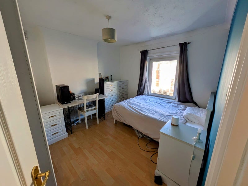 Room Spring Road in Bournemouth