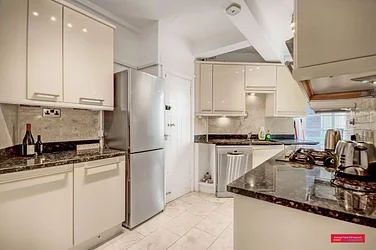 Flat Marylebone Road in City of Westminster