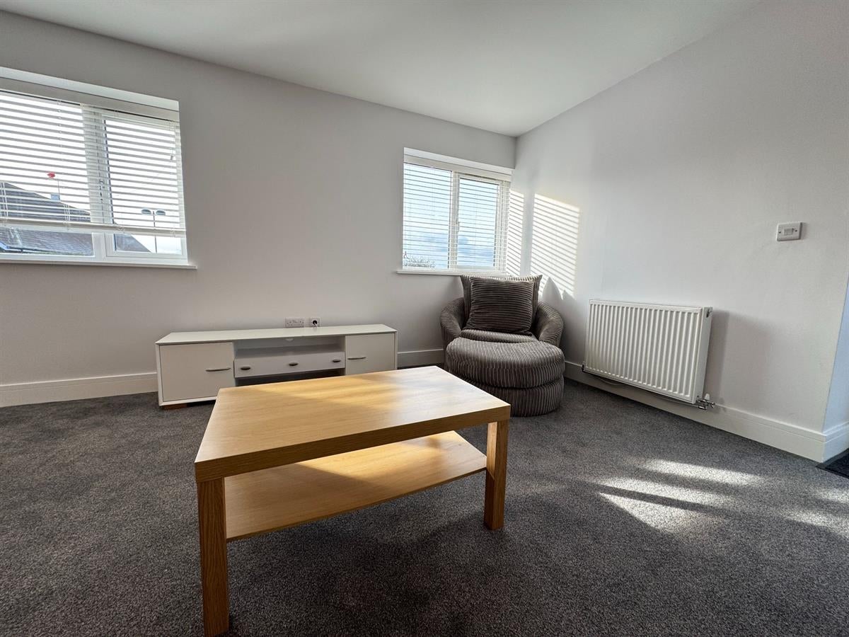 Flat Stanhome Square in Nottingham