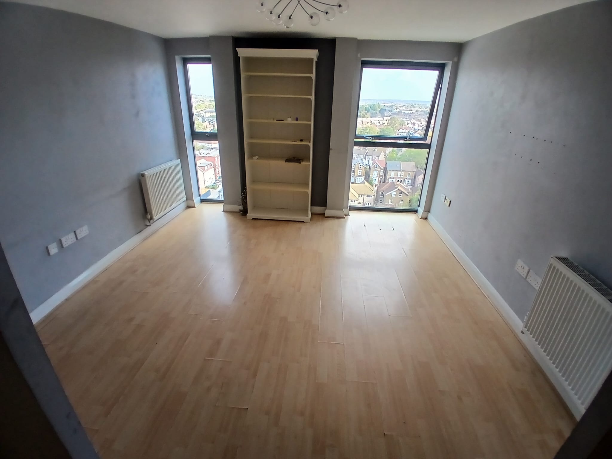 Flat London Road in Greater London