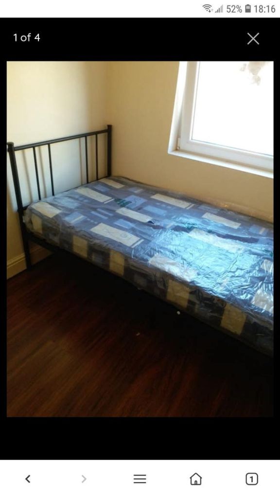 Room Garnet Crescent in Leeds