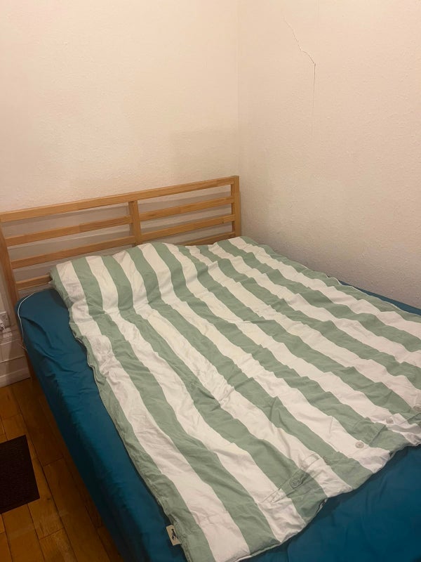 Room Acton Street in Greater London