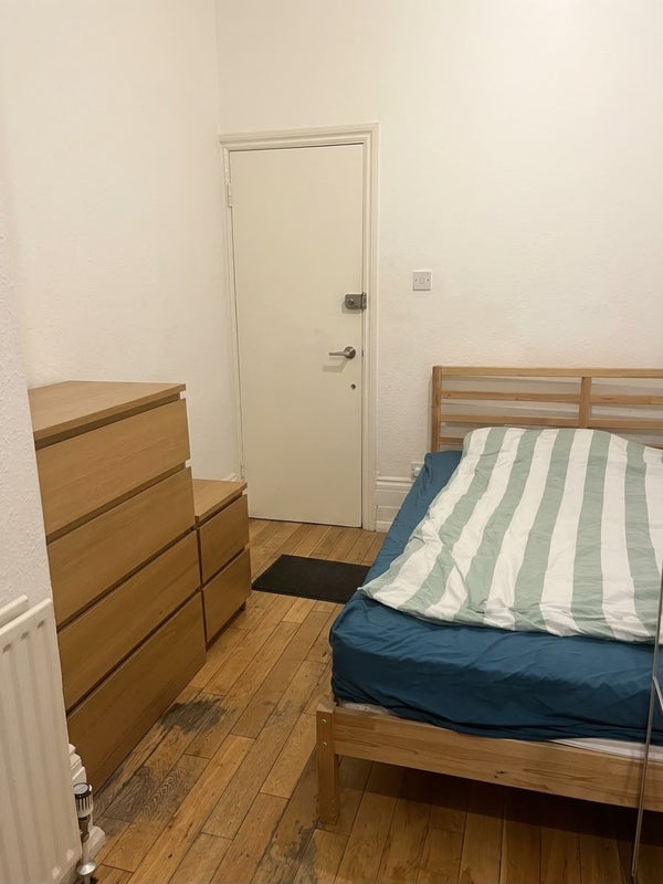 Room Acton Street in Greater London