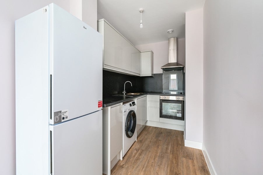 Flat London Road in Surrey Heath