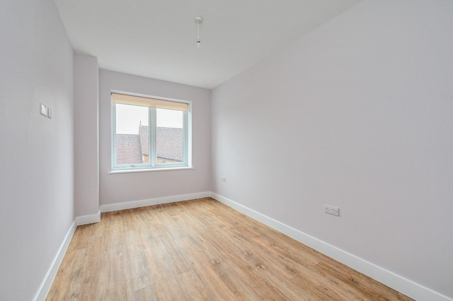 Flat London Road in Surrey Heath