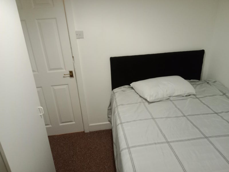 Room Farm Avenue in Trafford