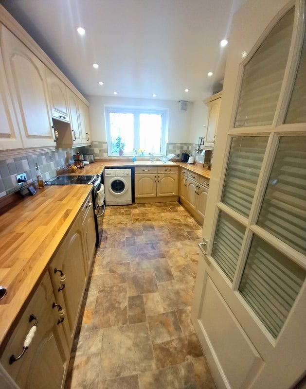 Room Shrewsbury Road in Prestwich