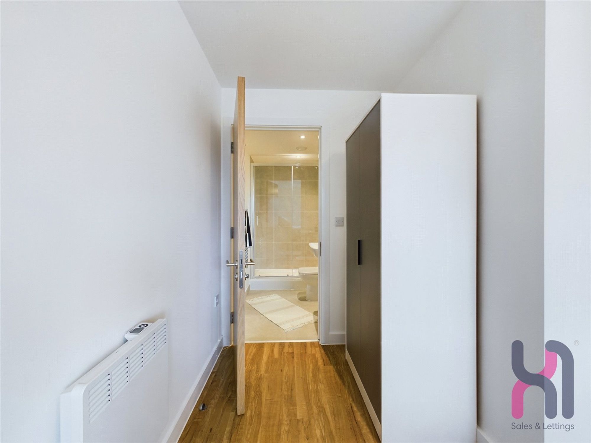 Flat Pomona Strand in Trafford