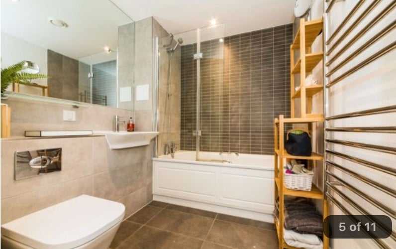 Flat Bessemer Place in Greater London