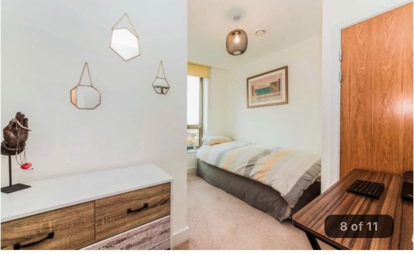 Flat Bessemer Place in Greater London