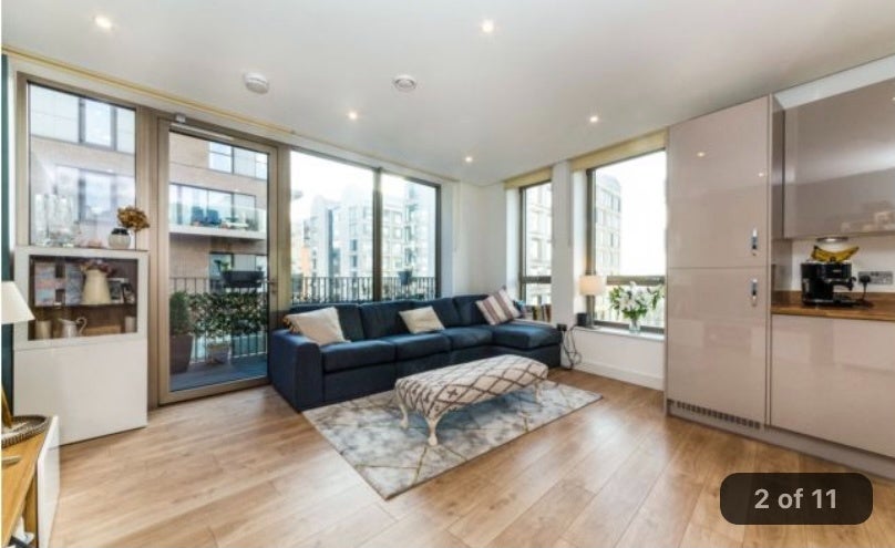 Flat Bessemer Place in Greater London