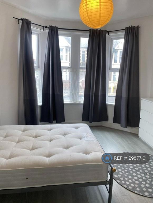 Flat Whitchurch Road in Cardiff