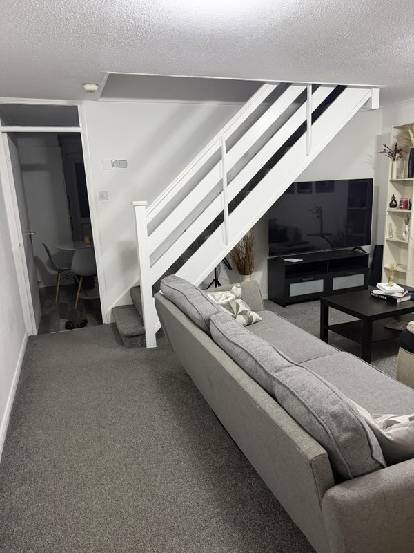 Room Courtland Grove in Greater London