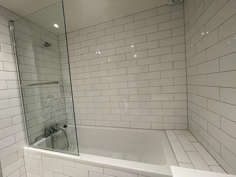 Room Elizabeth Fry Place in Greater London