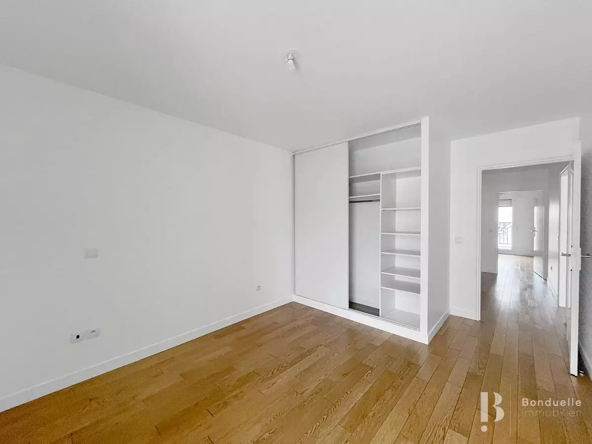 Appartement Rue Louis Rouquier à Levallois-Perret
