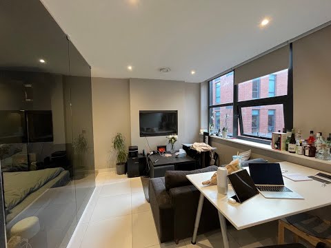 Flat Park Place in Leeds