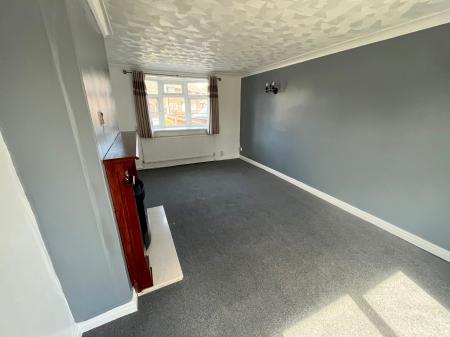 Flat Holme Avenue in New Waltham