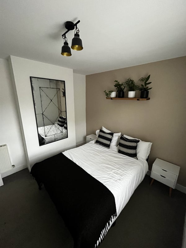 Room Castle Road in Bournemouth