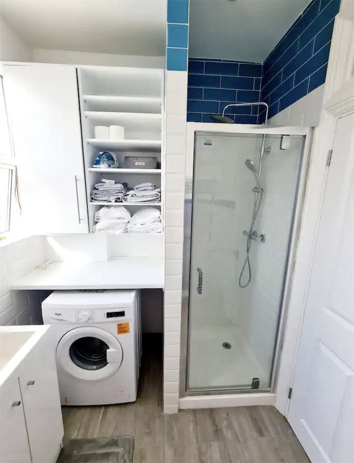 Room Ardoch Road in Greater London
