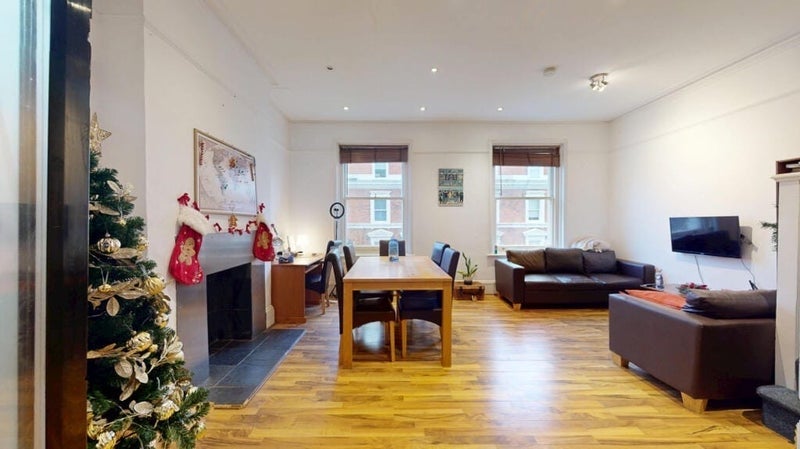 Room Clifton Road in City of Westminster