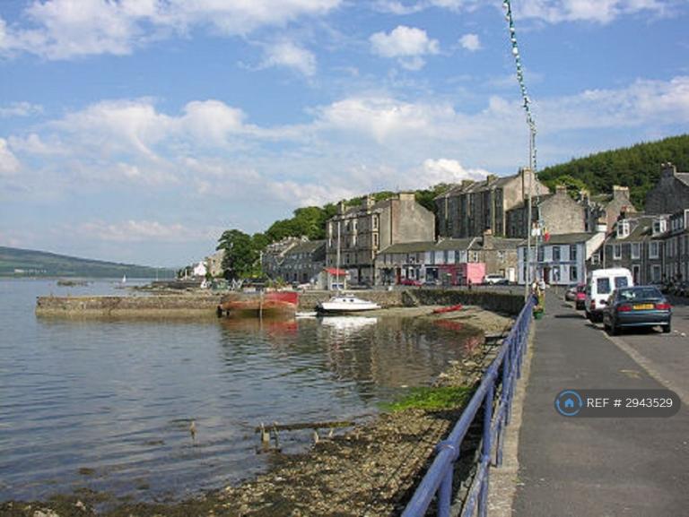 Flat Castle Street in Port Bannatyne