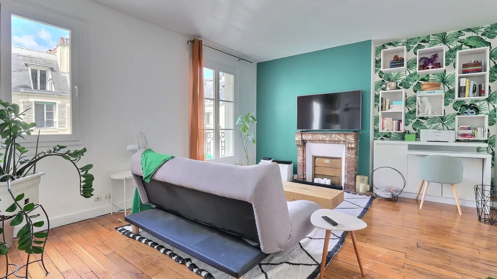 Appartement Rue des Belles Feuilles à Paris