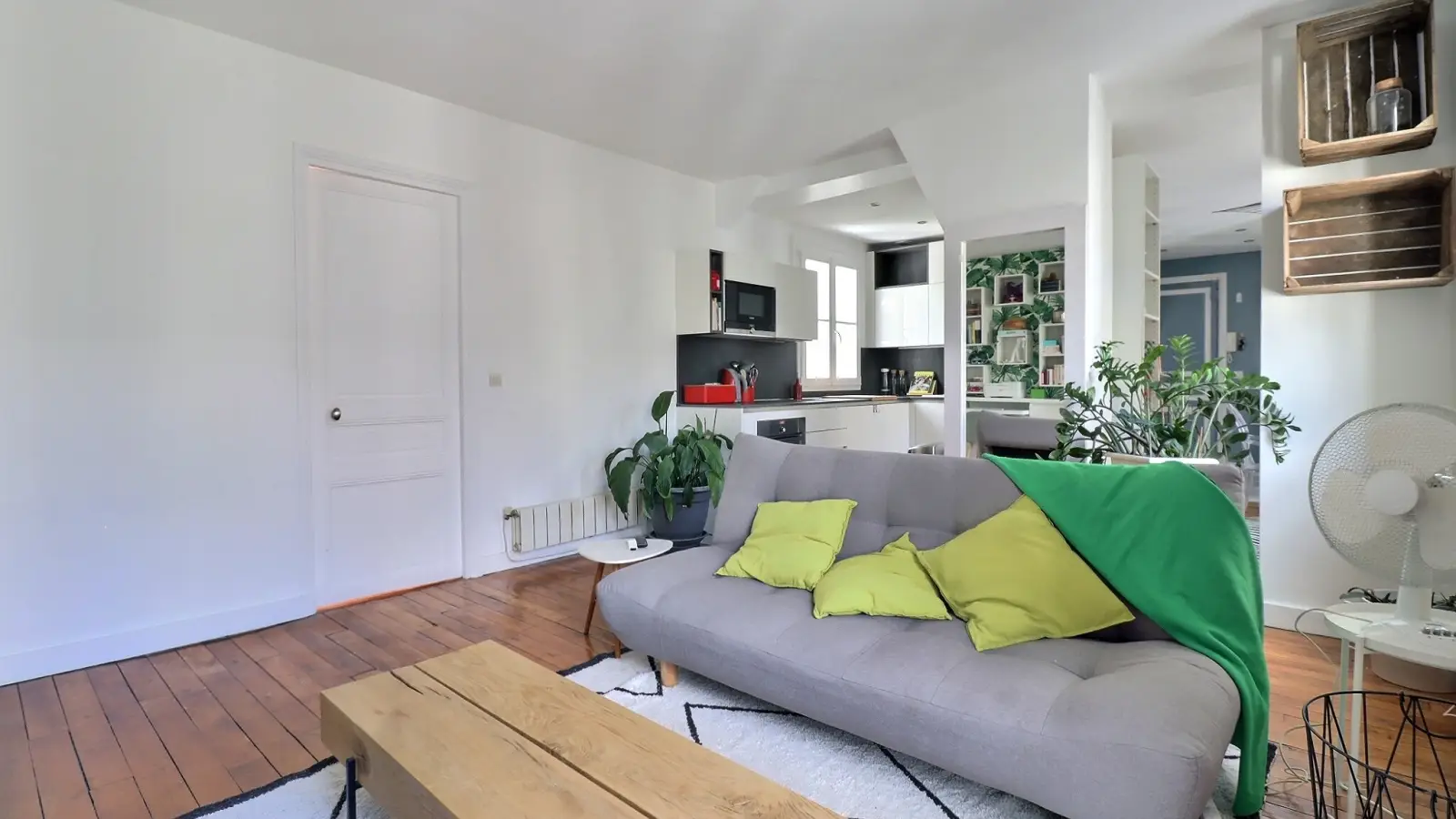 Appartement Rue des Belles Feuilles à Paris