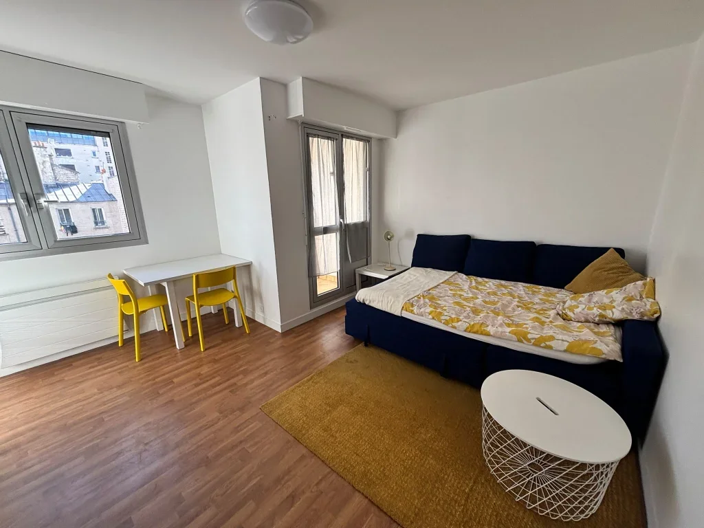 Appartement Esplanade d'Arménie à Paris