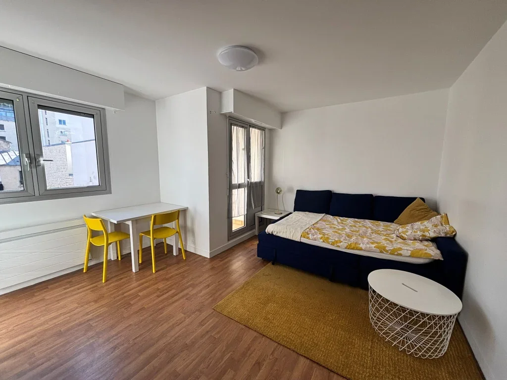 Appartement Esplanade d'Arménie à Paris