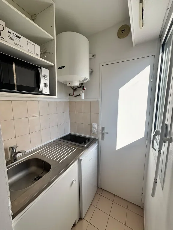 Appartement Esplanade d'Arménie à Paris