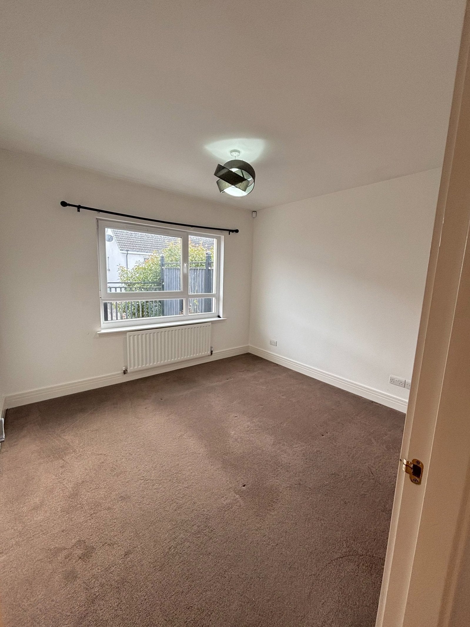 Flat Stance Place in Larbert
