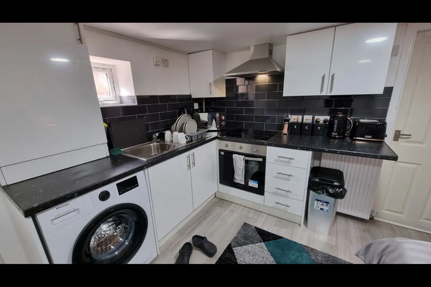Flat Ashton Grove in Leeds