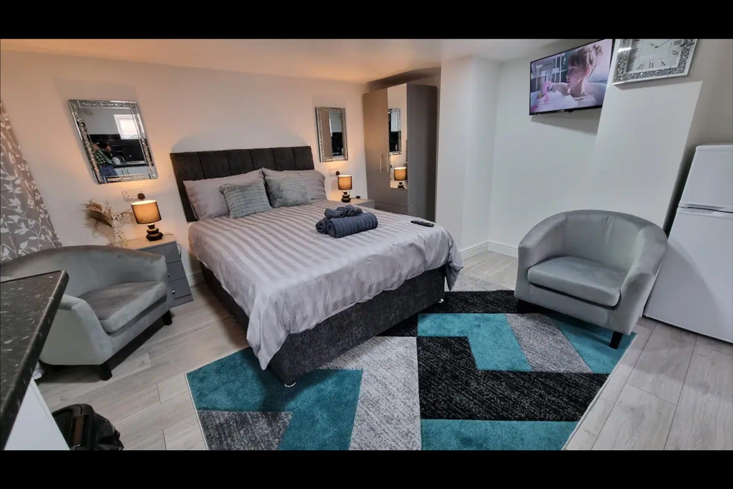 Flat Ashton Grove in Leeds
