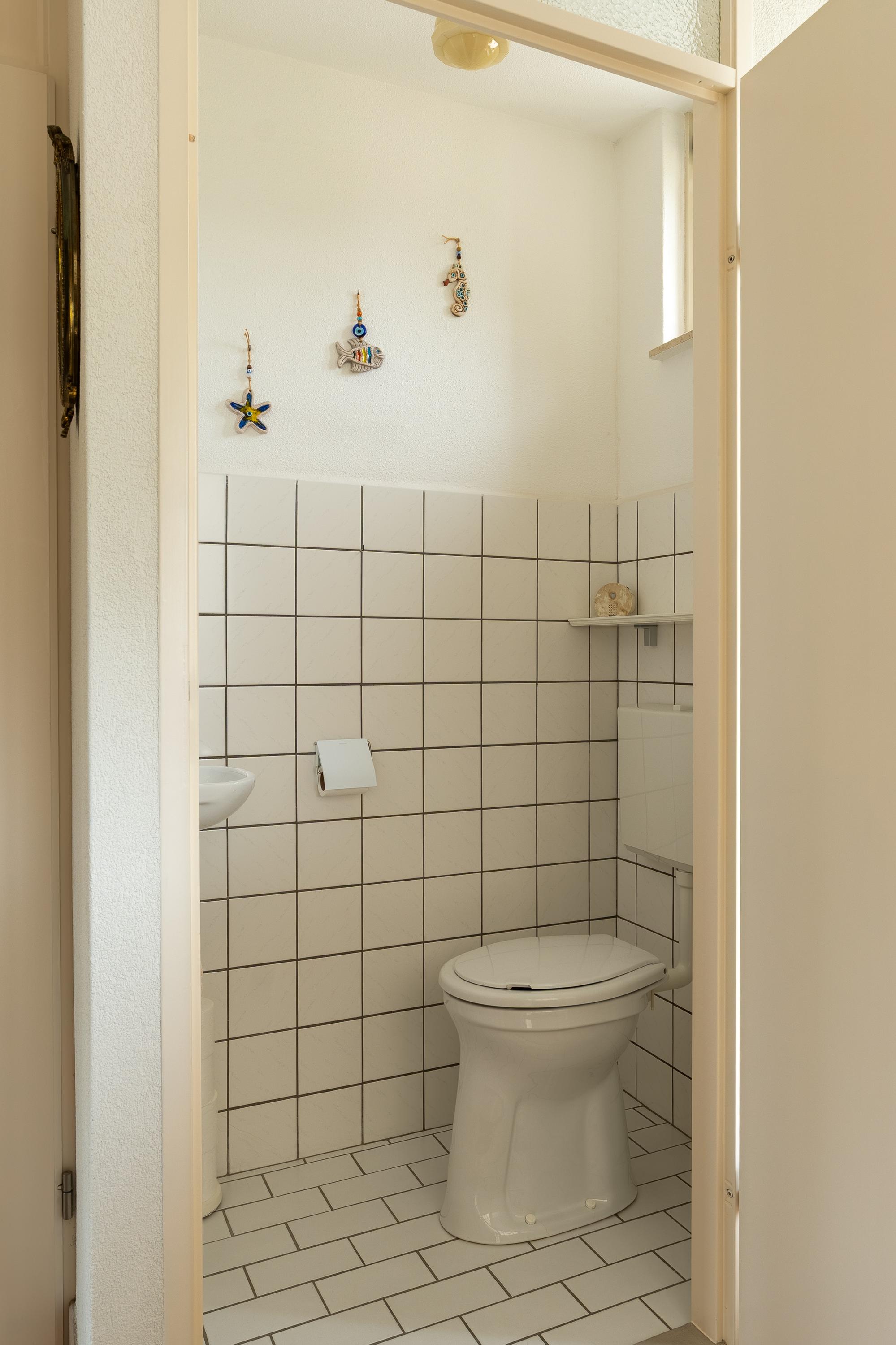 Tussenwoning te koop: Kerkhoek 8, Ouddorp