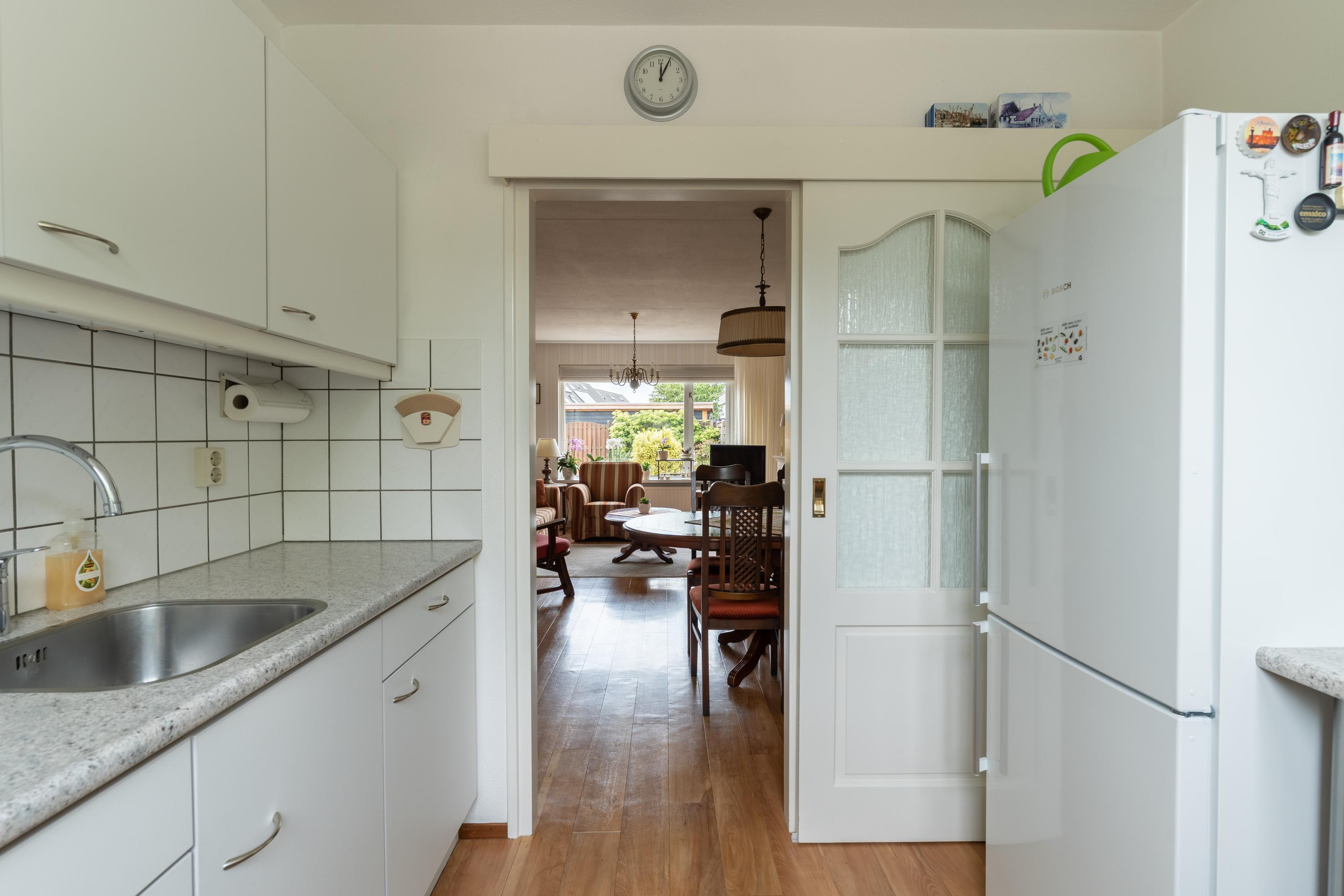 Tussenwoning te koop: Kerkhoek 8, Ouddorp
