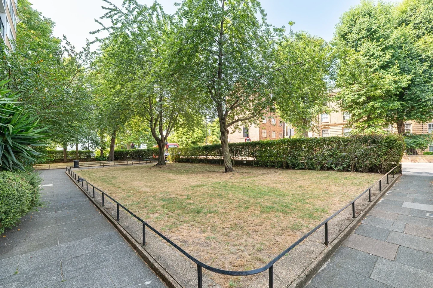 Flat Churchill Gardens Road in City of Westminster