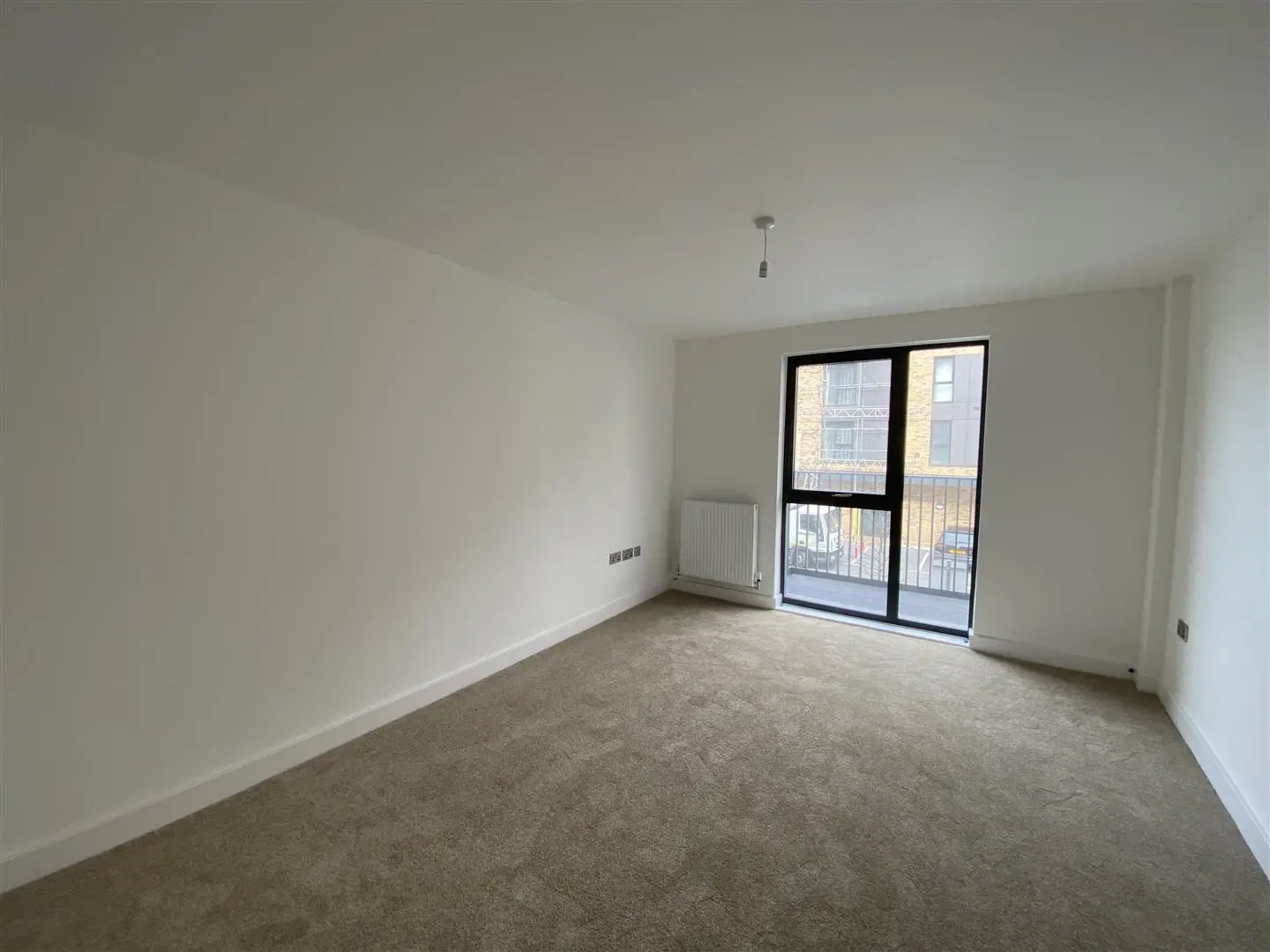 Flat George Street in Ashford