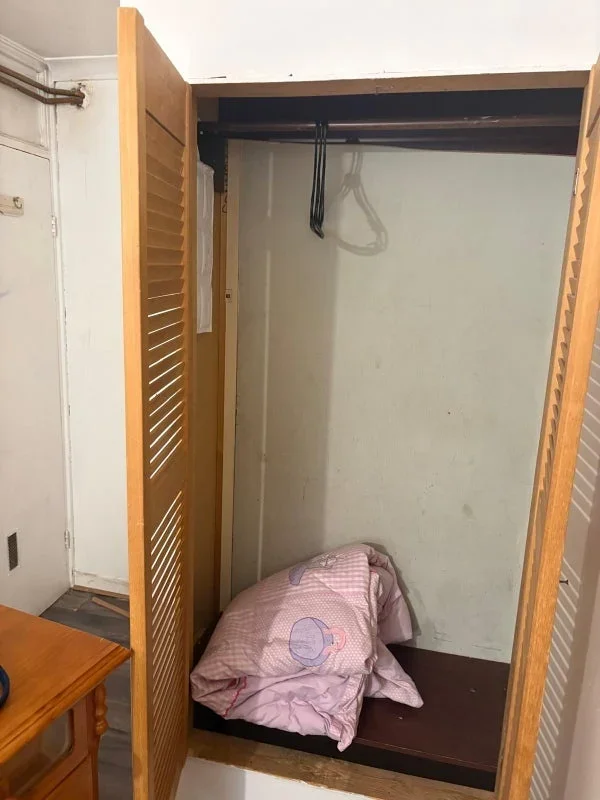 Room Seacourt Road in Greater London