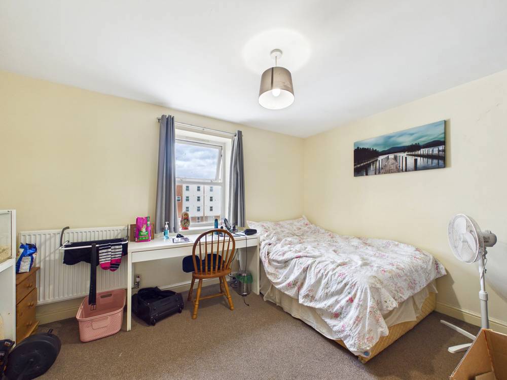 Flat Gaskell Place in Ipswich