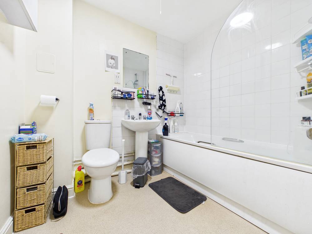 Flat Gaskell Place in Ipswich