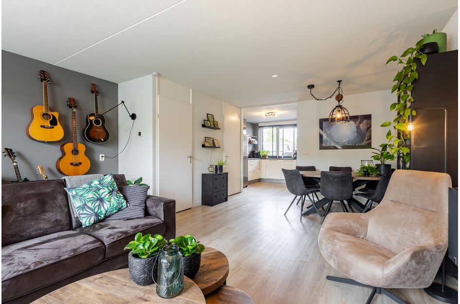 Hoekwoning te koop: Breedewaij 64, Hardinxveld-Giessendam