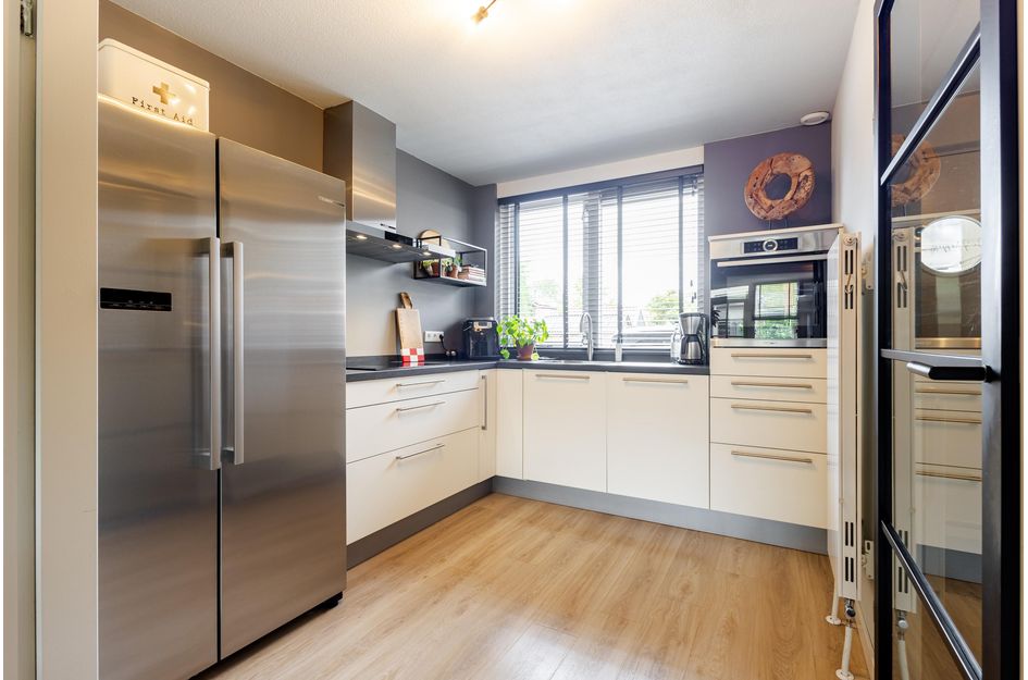 Hoekwoning te koop: Breedewaij 64, Hardinxveld-Giessendam