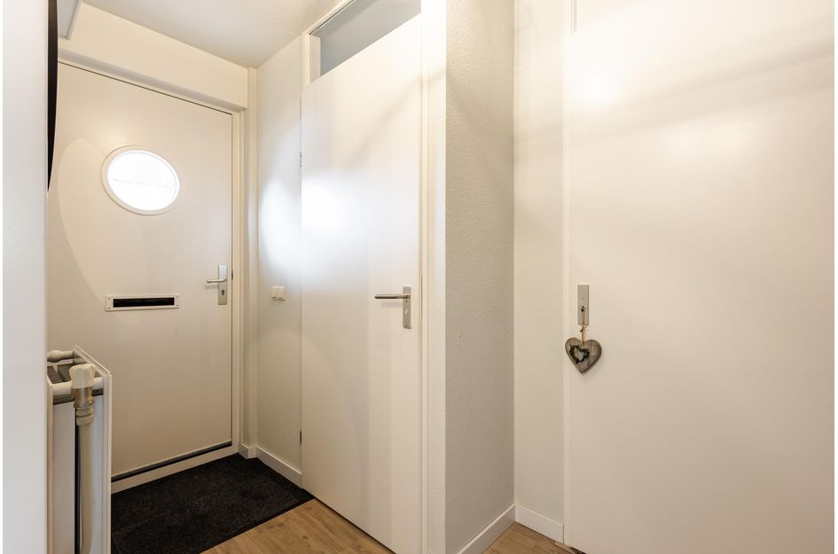 Hoekwoning te koop: Breedewaij 64, Hardinxveld-Giessendam